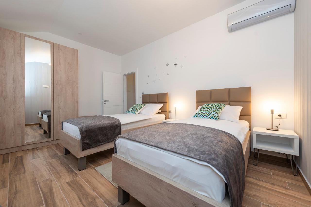 Luxury Apartments - La Vir 1 & 2 Екстериор снимка