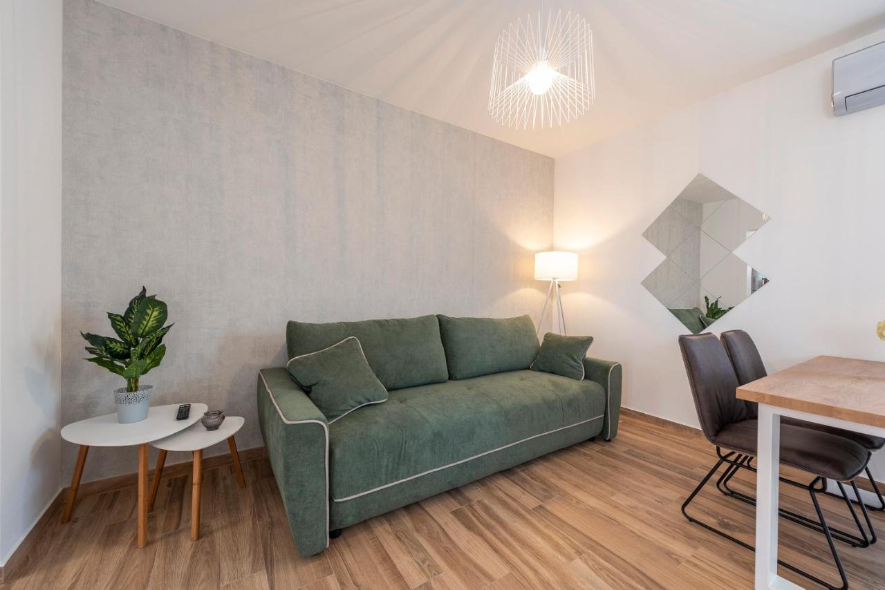 Luxury Apartments - La Vir 1 & 2 Екстериор снимка